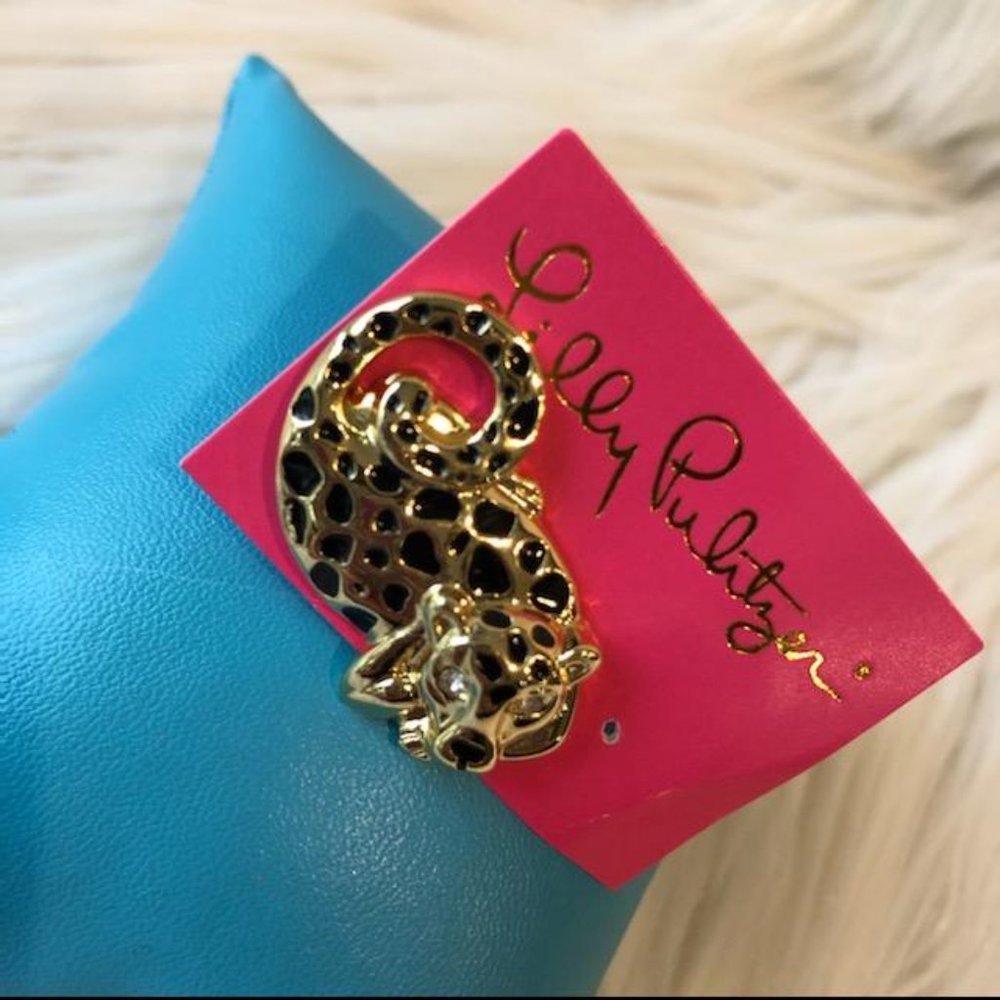 Lilly Pulitzer Leopard Gold Tone Earrings - Picture 5 of 6